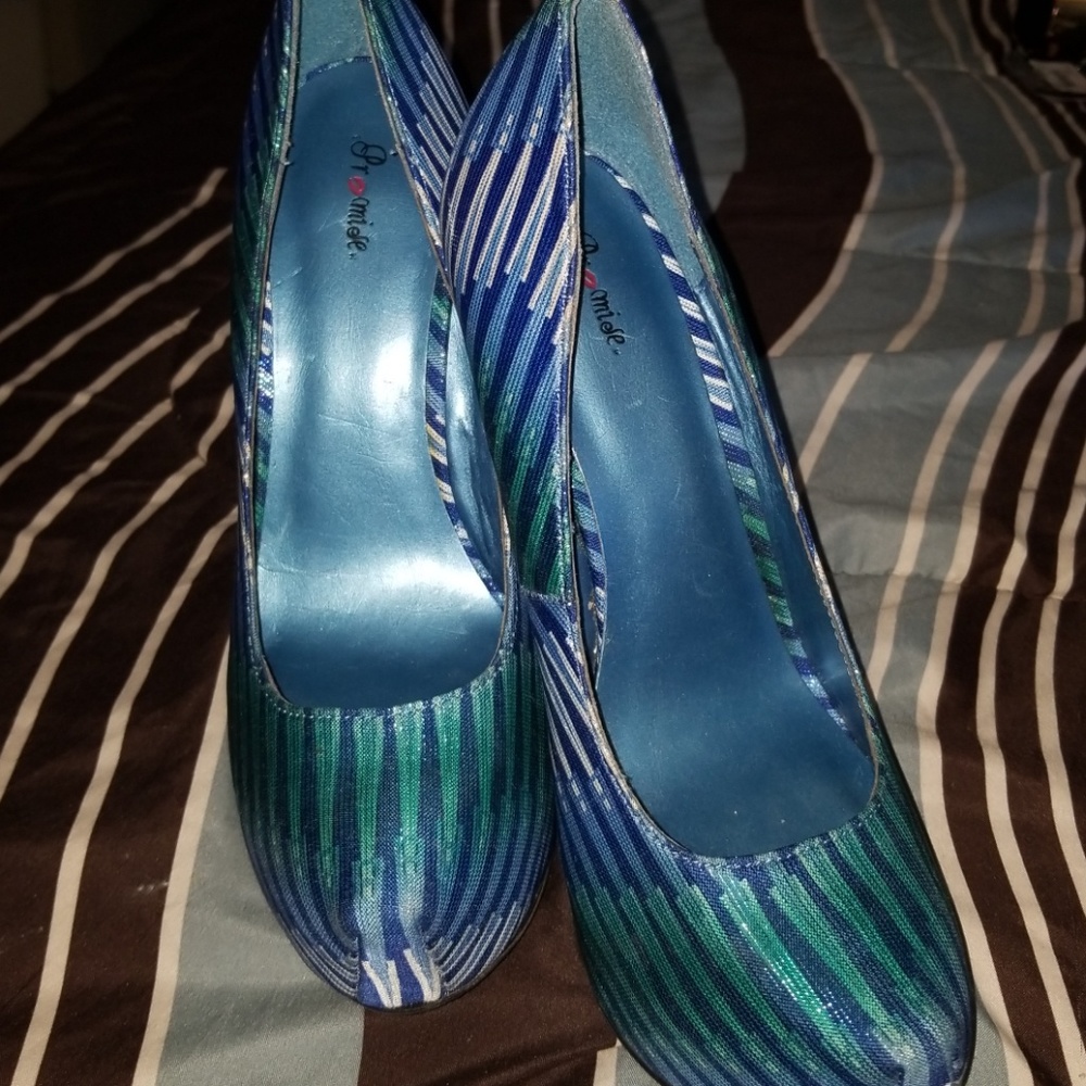 High heels - Picture 2 of 3